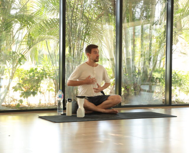 Somatic Shaking: An Introduction To Neurogenic Tremoring with Marcus Blacker